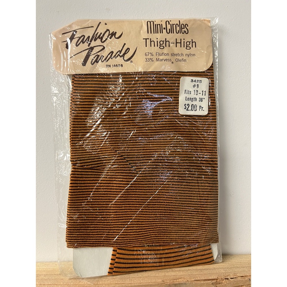 Vintage 1960s Fashion Parade Mini Circles Thigh High Stockings NWT Old Stock